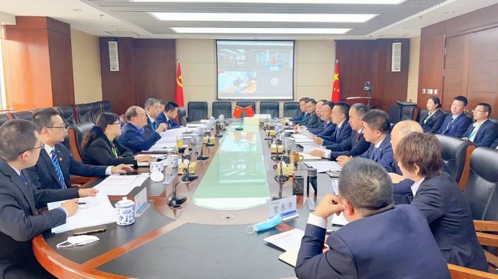 石培文董事長一行赴投資集團(tuán)、開發(fā)建設(shè)公司調(diào)研指導(dǎo)工作